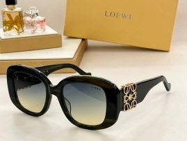 Picture of Loewe Sunglasses _SKUfw50176287fw
